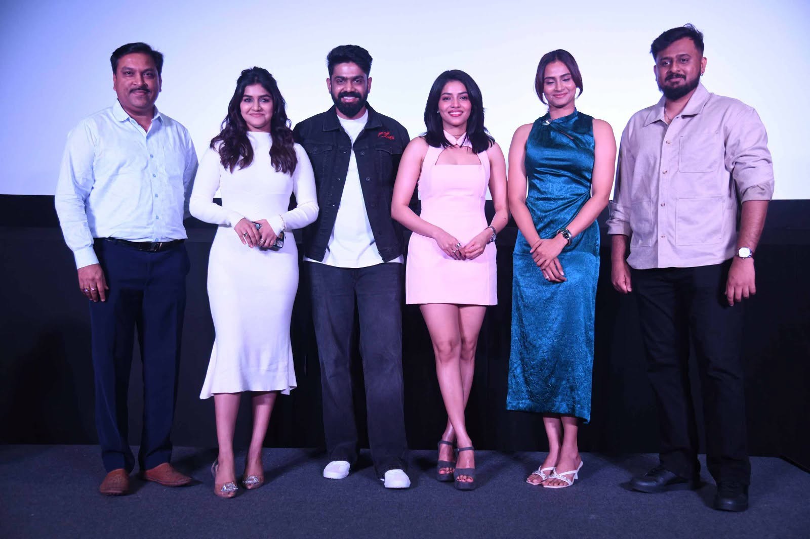 Nee Nange Allava Kannada Movie First Song Release 'No No...' Poster